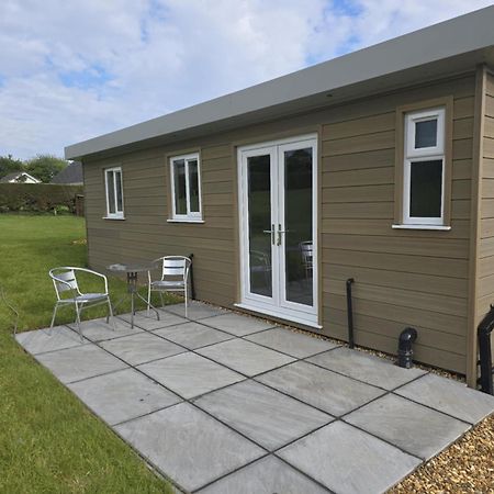Dunroaming Cabin Pendine Exterior photo