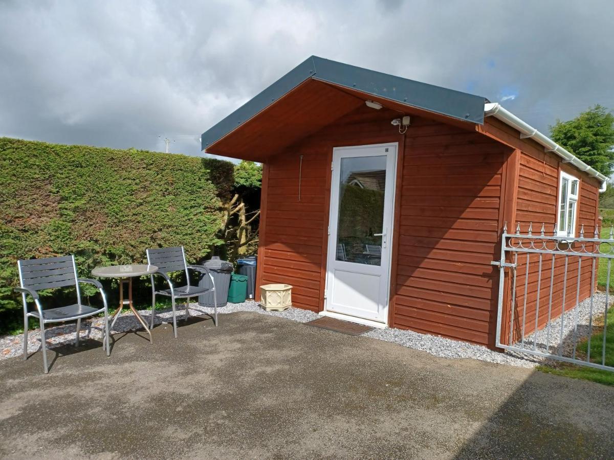 Dunroaming Cabin Pendine Exterior photo